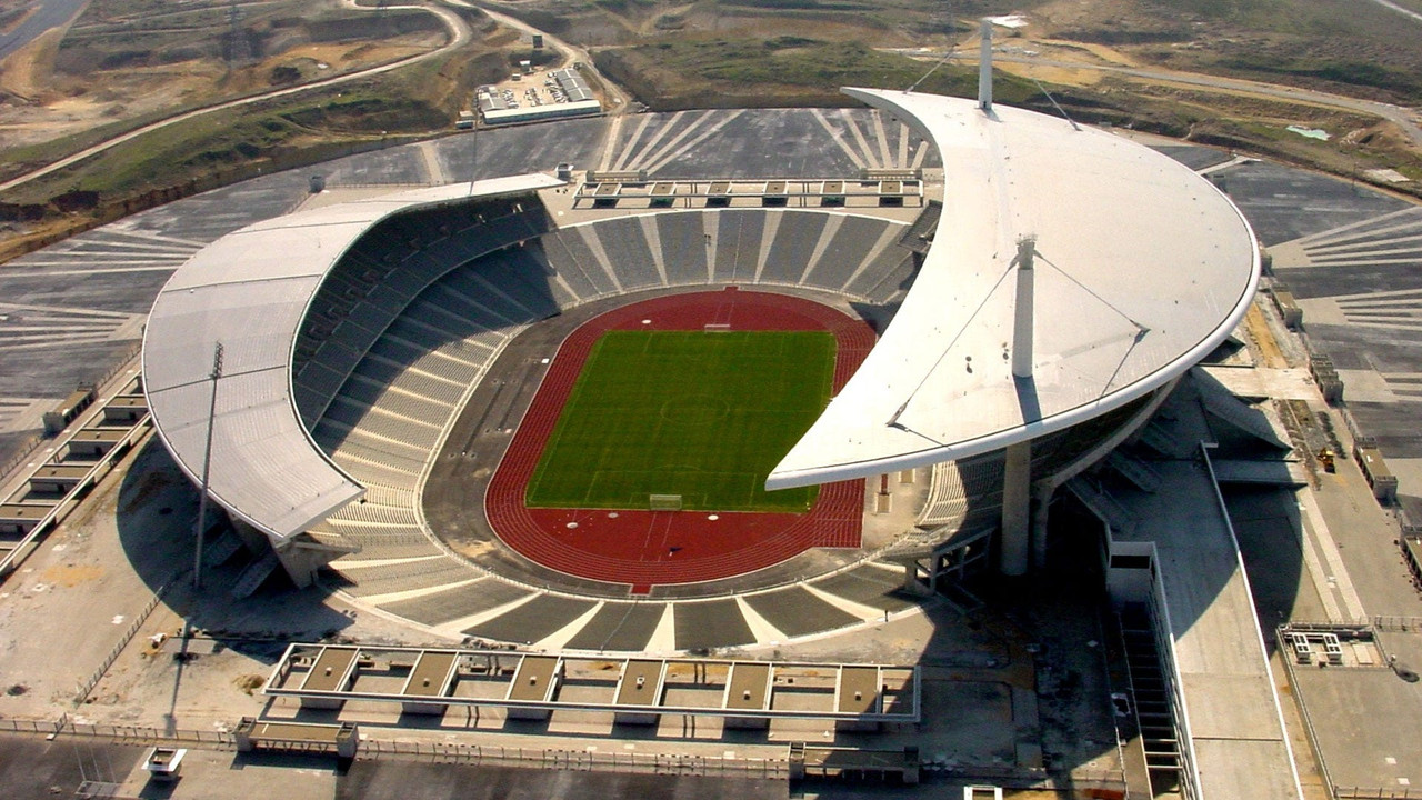 Sân vận động Atatürk Olimpiyat Stadi sân nhà câu lạc bộ bóng đá Fatih Karagümrük