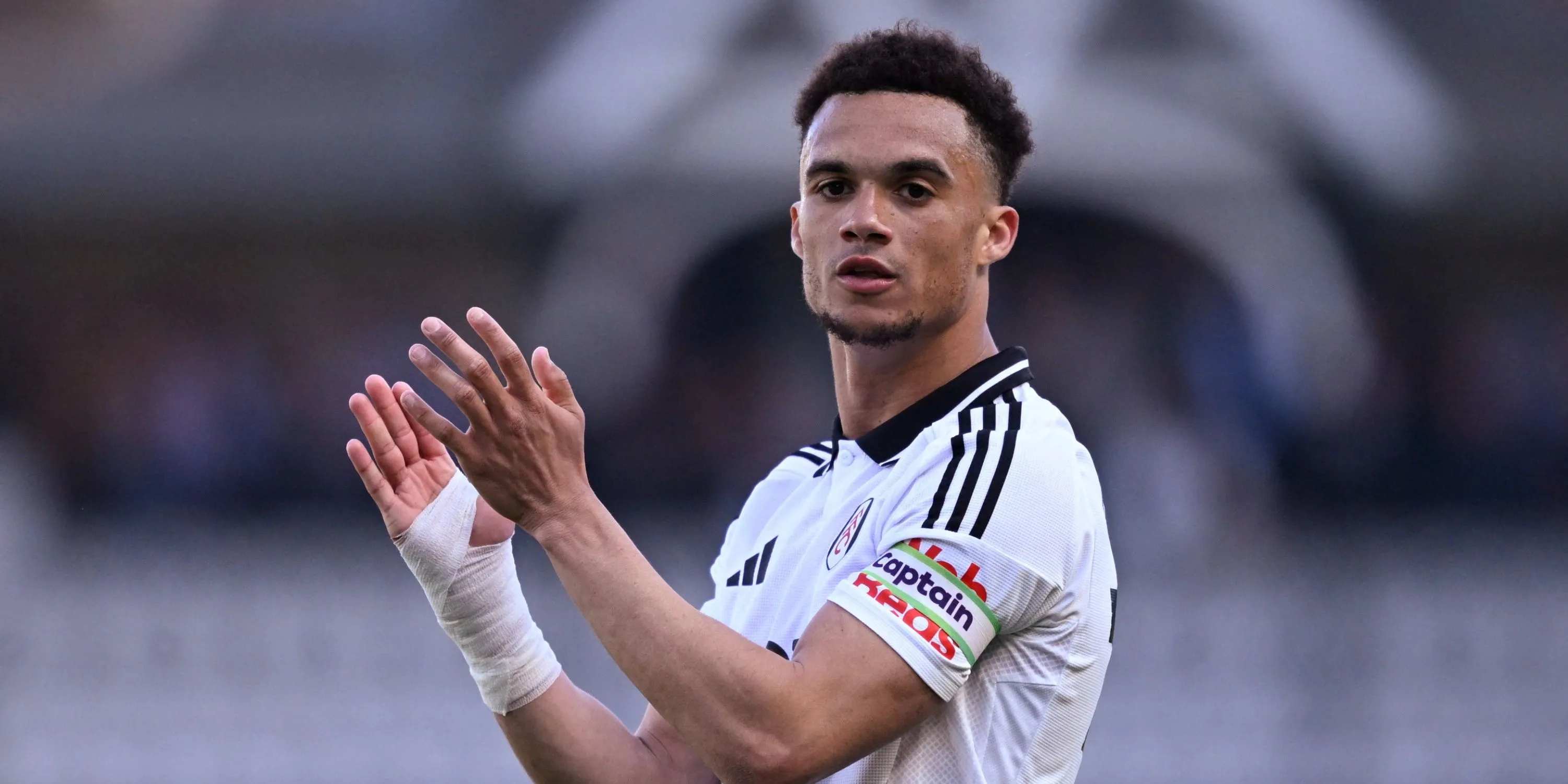 Antonee Robinson trong màu áo Fulham tại Premier League