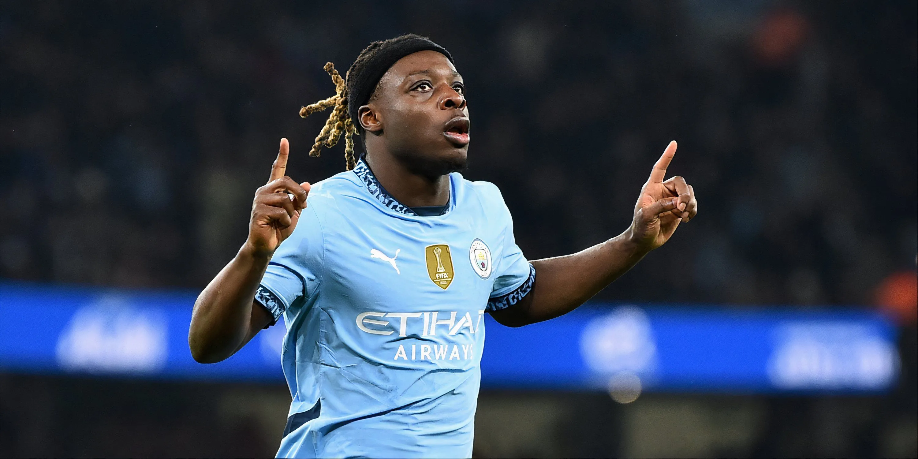 Cầu thủ Jeremy Doku trong màu áo Manchester City đang thi đấu