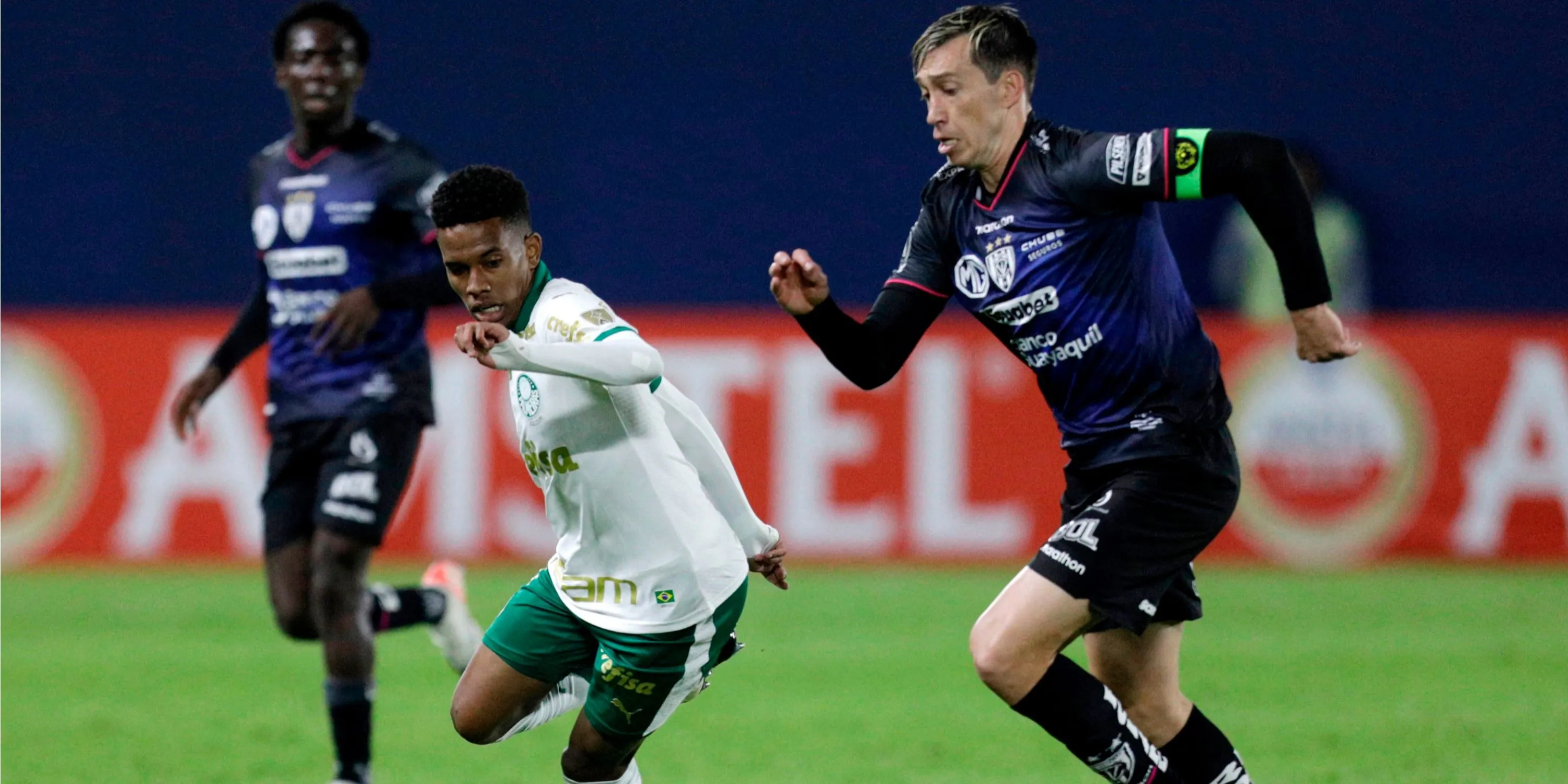 Estevao Willian, tài năng trẻ từ Palmeiras sẽ gia nhập Chelsea