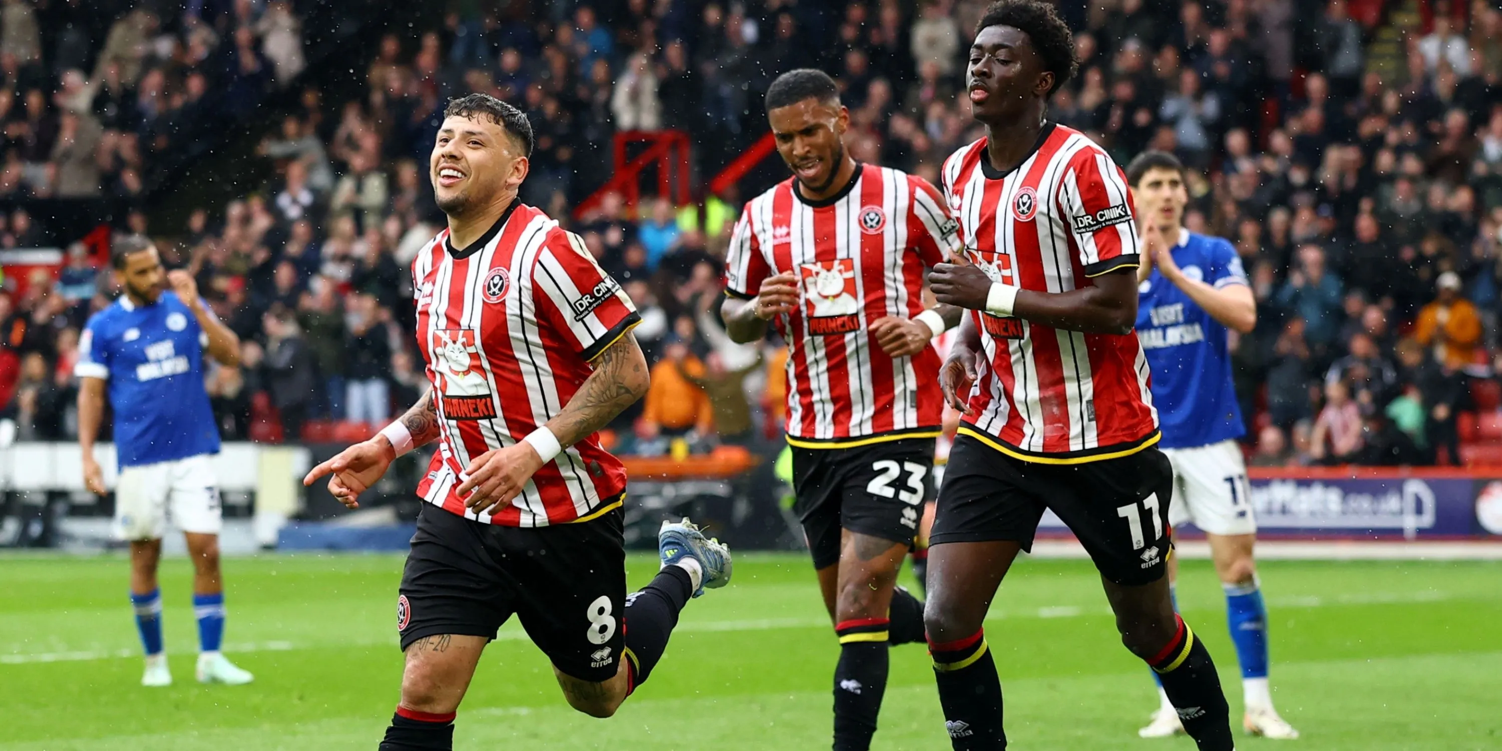 Gustavo Hamer thể hiện kỹ năng trong trận đấu cho Sheffield United