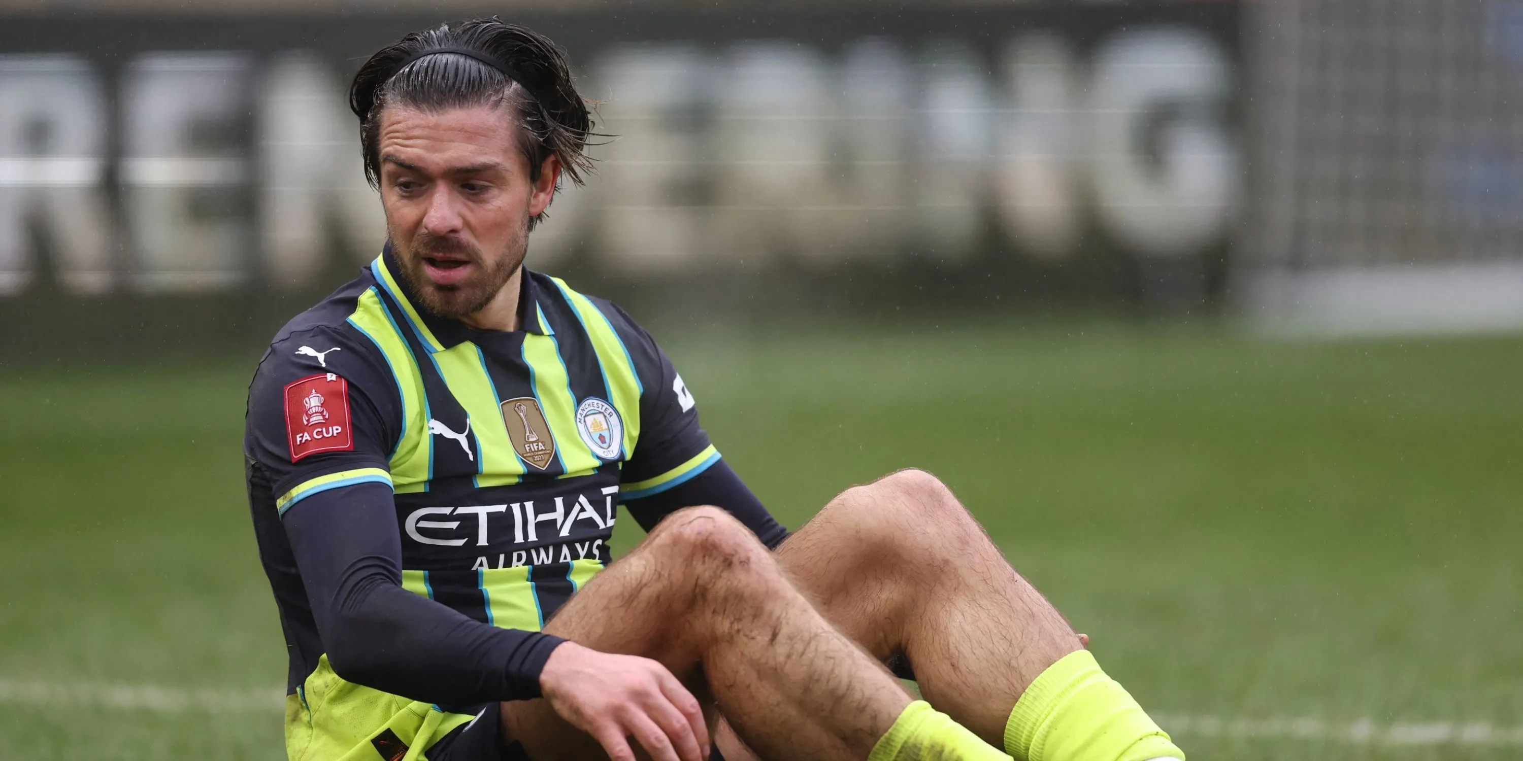 Jack Grealish trong một trận đấu của Man City