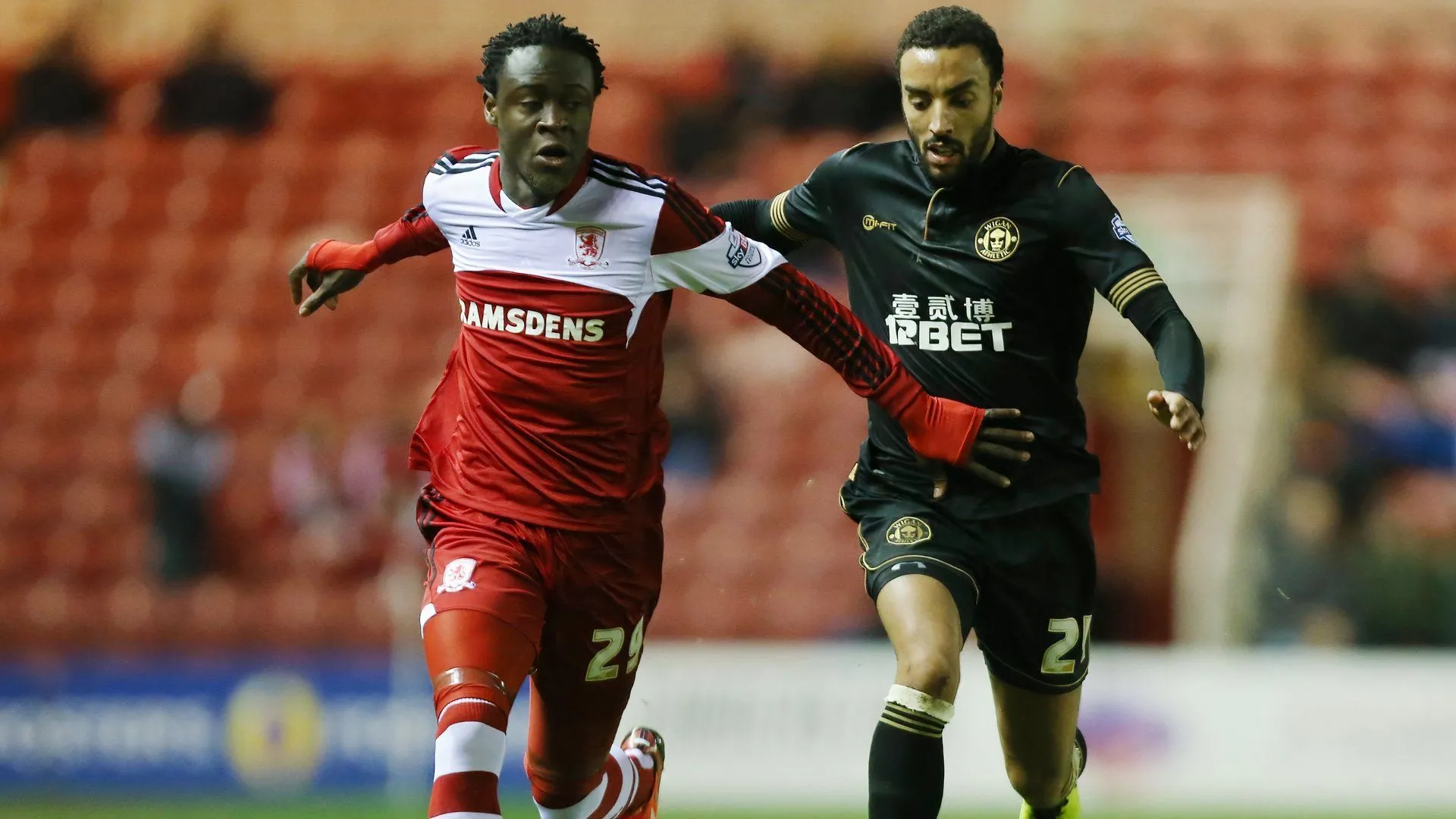 Kei Kamara khoác áo Middlesbrough tại giải Championship Anh