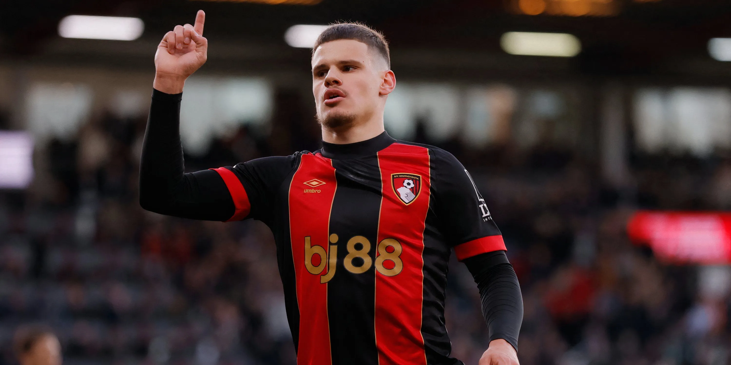 Milos Kerkez, mục tiêu chuyển nhượng hậu vệ trái của Liverpool từ Bournemouth