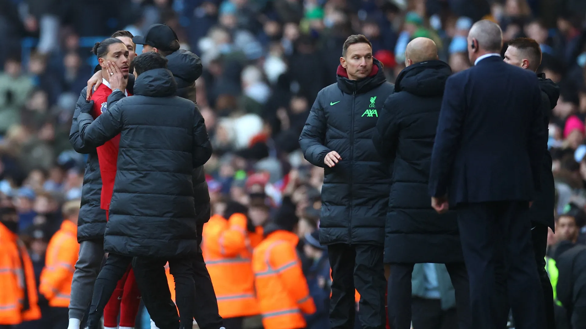 Pep Lijnders, cựu trợ lý của Jurgen Klopp, ứng viên cho ghế nóng tại Norwich