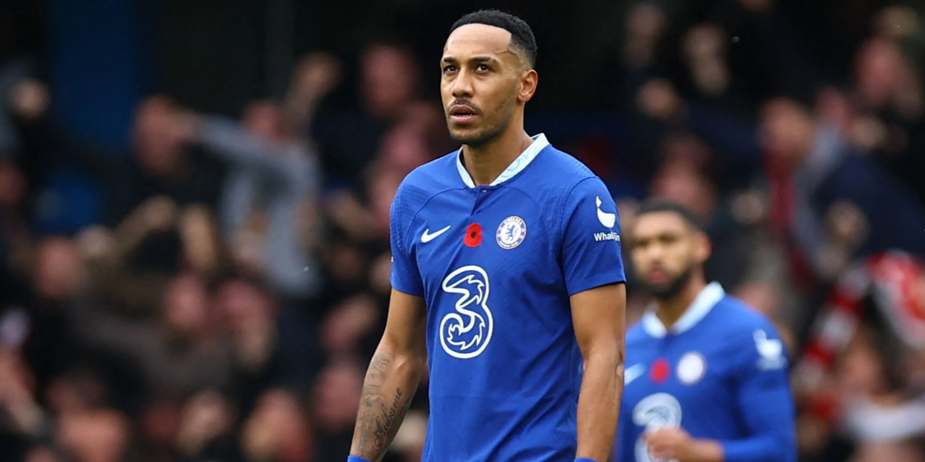 Pierre-Emerick Aubameyang trong trận đấu của Chelsea tại Ngoại hạng Anh