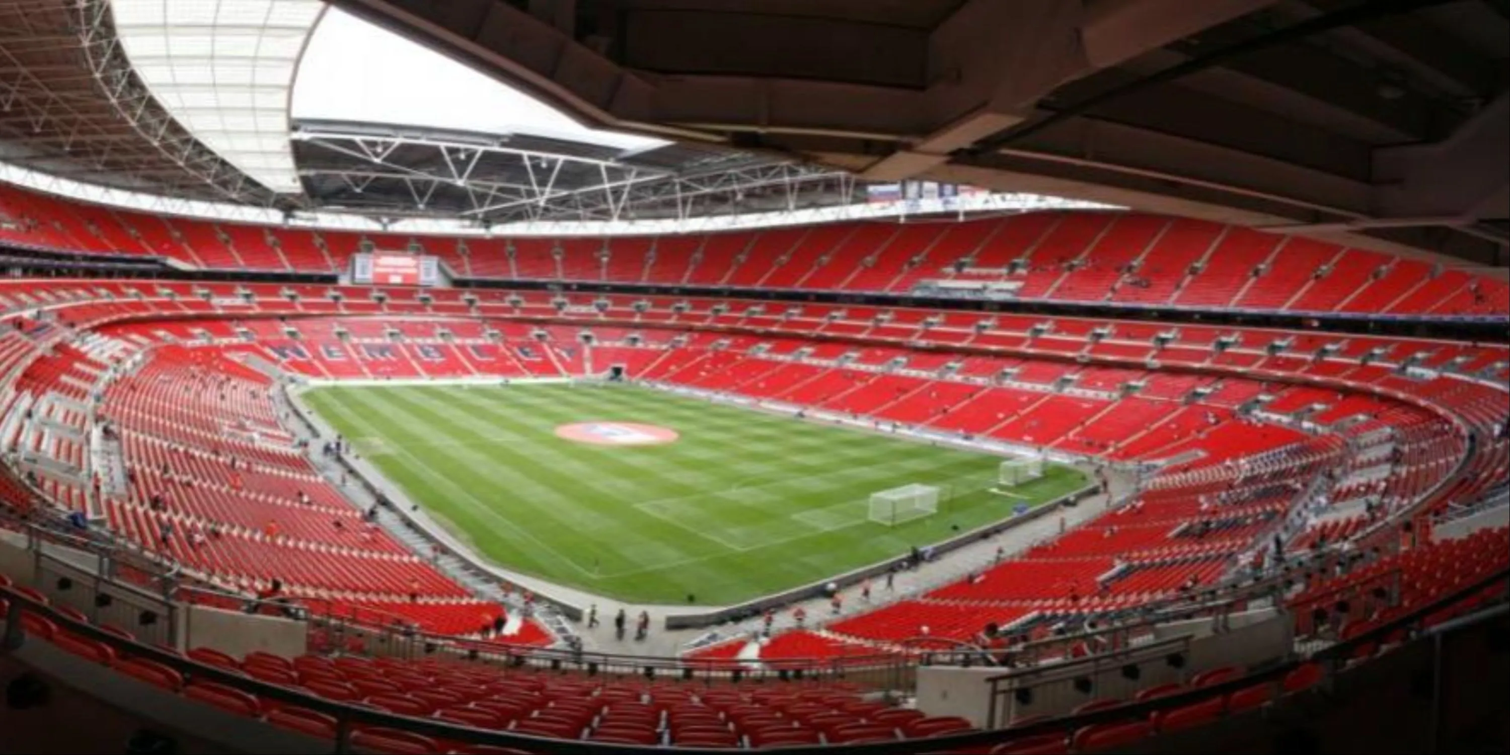 Sân vận động Wembley ở London, nơi Tottenham từng thi đấu tạm thời