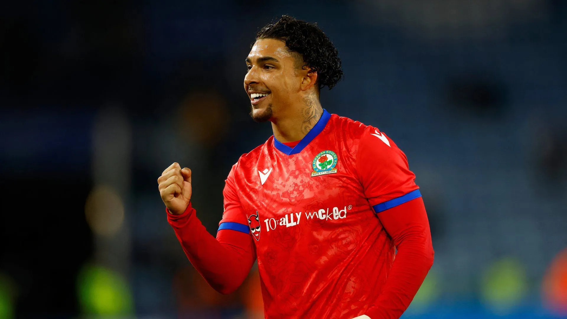Cầu thủ Tyrhys Dolan trong màu áo Blackburn Rovers, người đã rời câu lạc bộ hè này