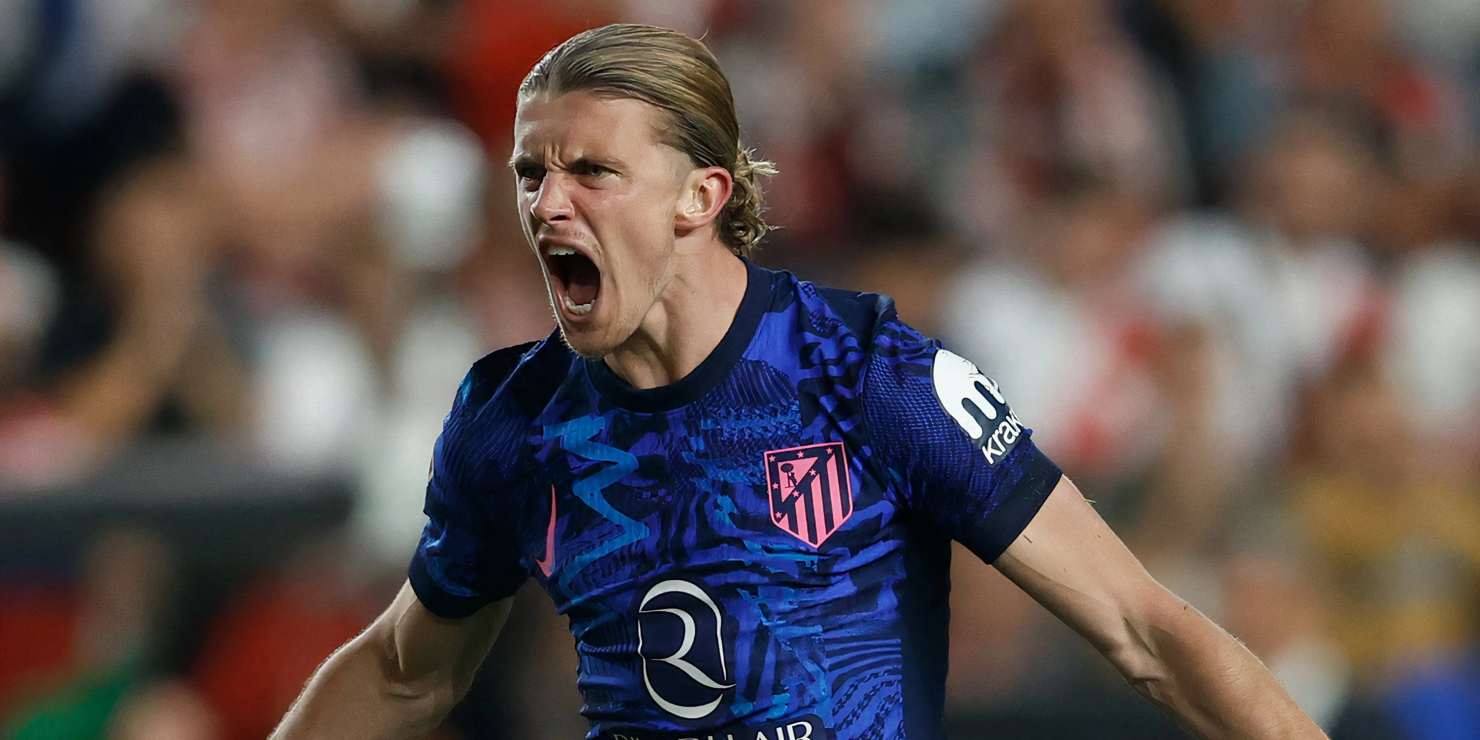 Conor Gallagher trong màu áo Atletico Madrid, tiền vệ người Anh đang thu hút sự quan tâm từ Aston Villa.