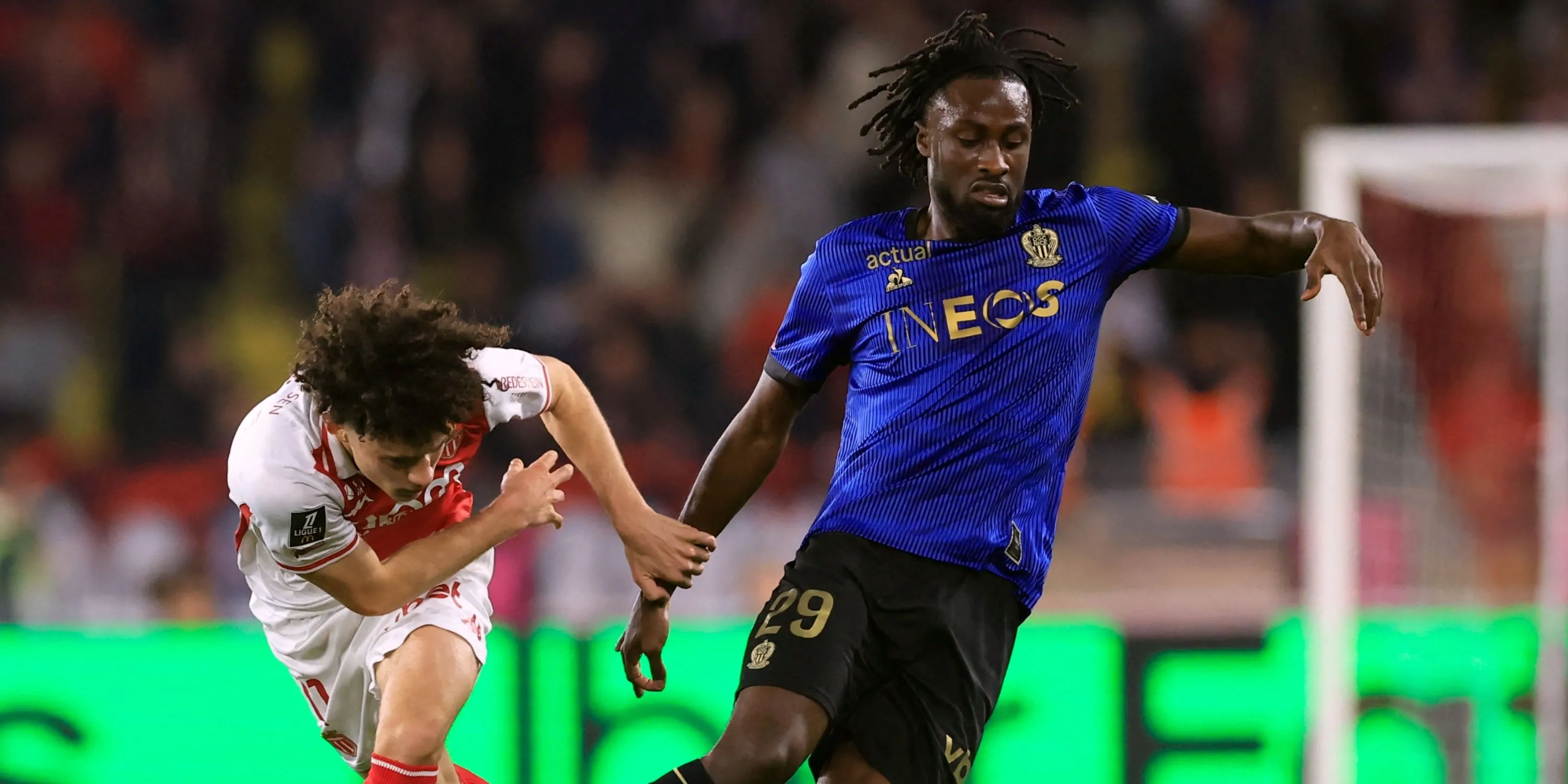 Evann Guessand trong màu áo OGC Nice tại Ligue 1