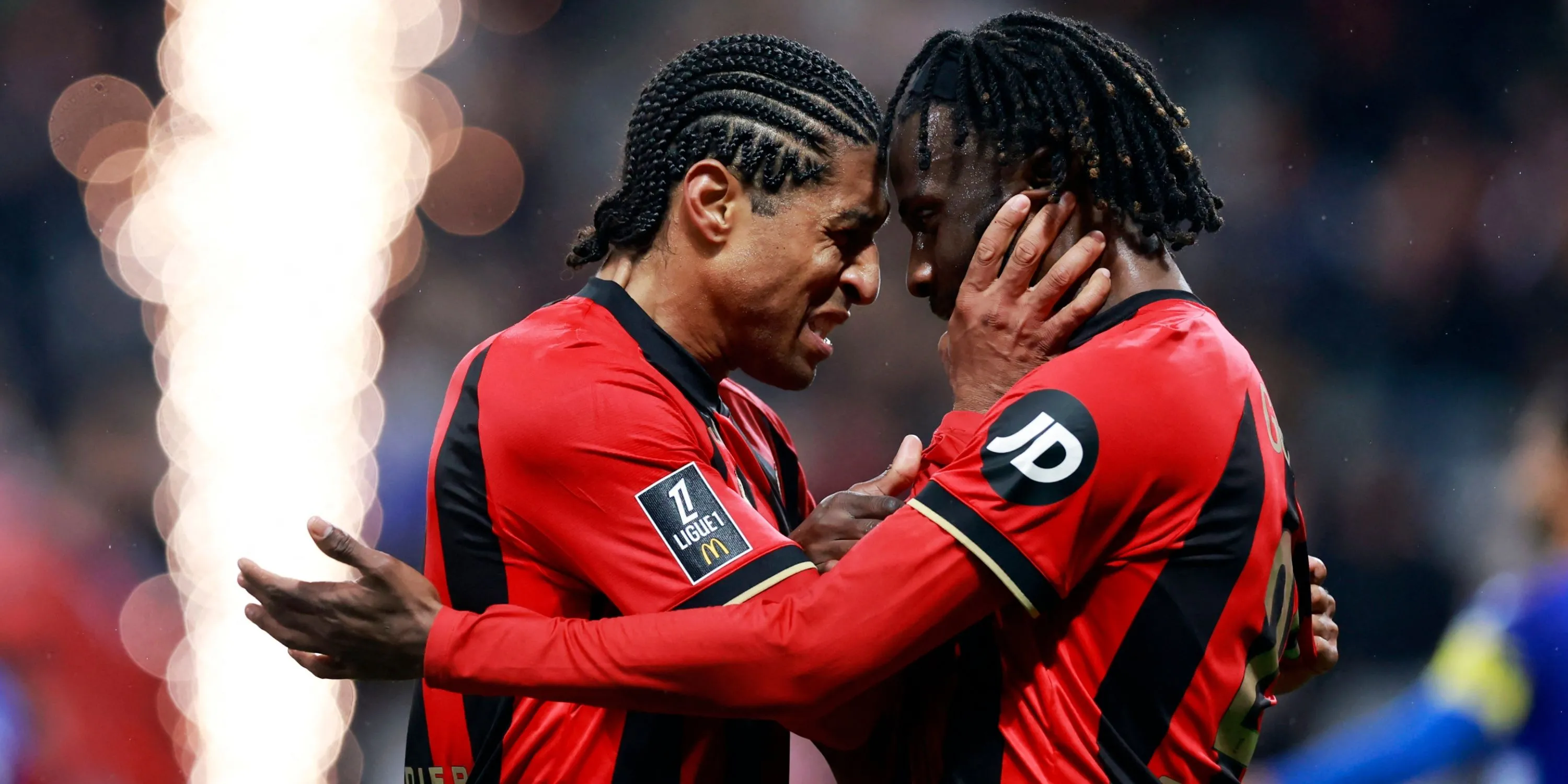 Evann Guessand trong trận đấu của OGC Nice